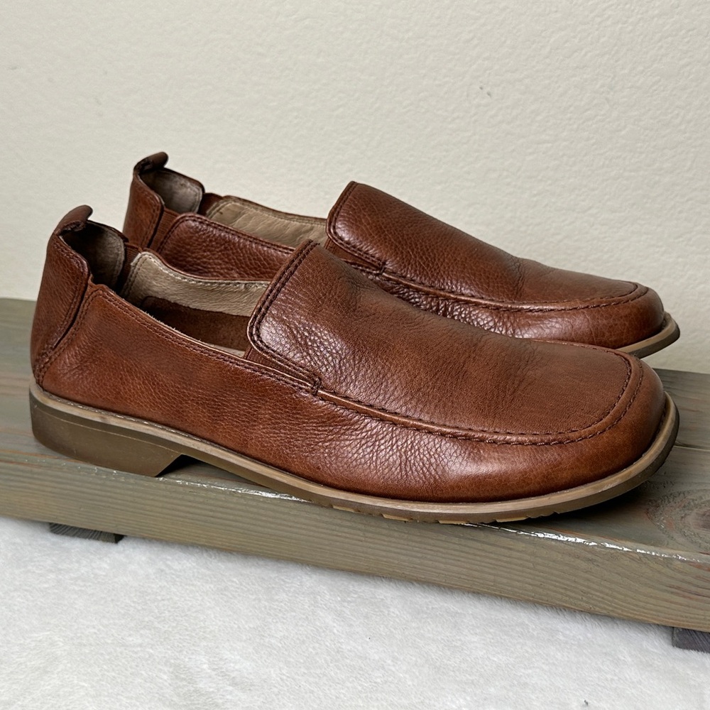 GBX Men’s Brown Leather Casual Shoes, Size 10.5, Excellent Condition